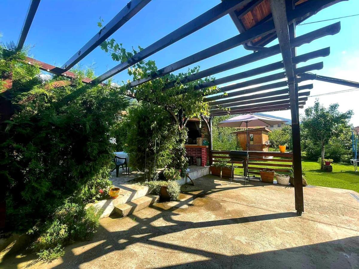 Guest House Vasilena Saparewa Banja Exterior foto
